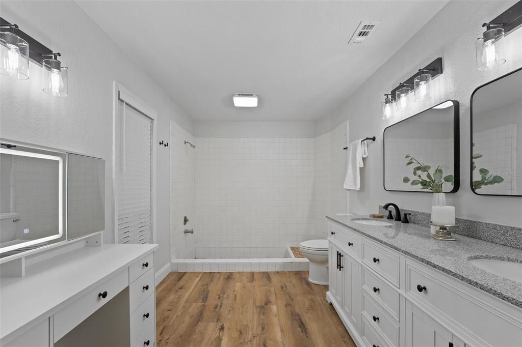 For Rent: $3,900 (4 beds, 3 baths, 3542 Square Feet)