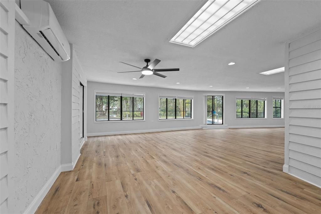 For Rent: $3,900 (4 beds, 3 baths, 3542 Square Feet)