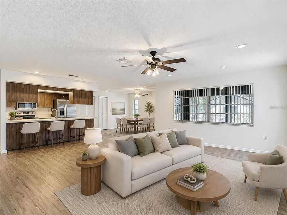 For Sale: $300,000 (3 beds, 2 baths, 1689 Square Feet)