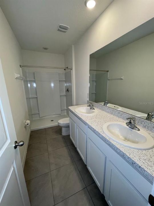 В аренду: $2,099 (3 спален, 2 ванн, 1673 Квадратных фут)