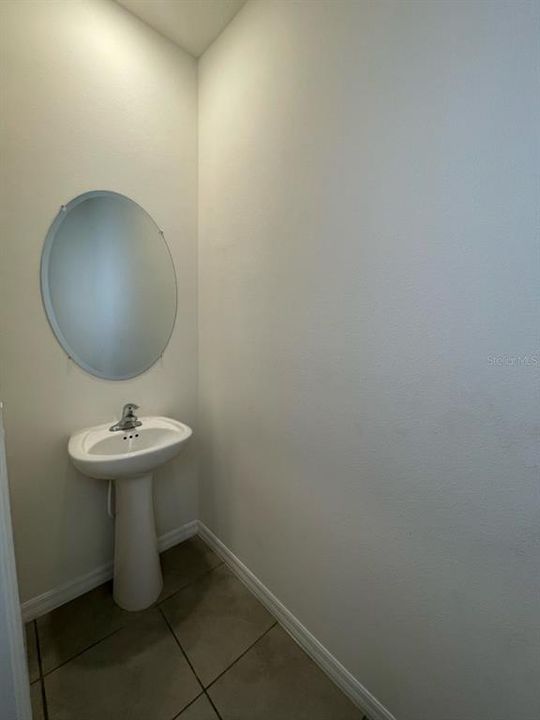 В аренду: $2,099 (3 спален, 2 ванн, 1673 Квадратных фут)