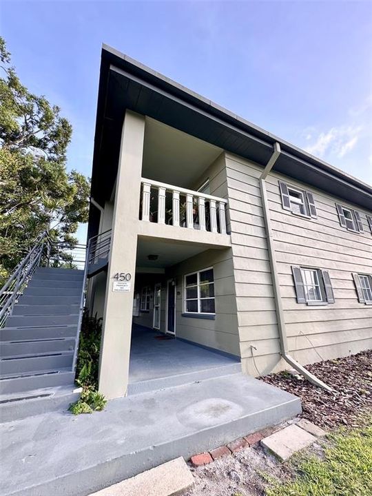 For Sale: $119,000 (1 beds, 1 baths, 780 Square Feet)