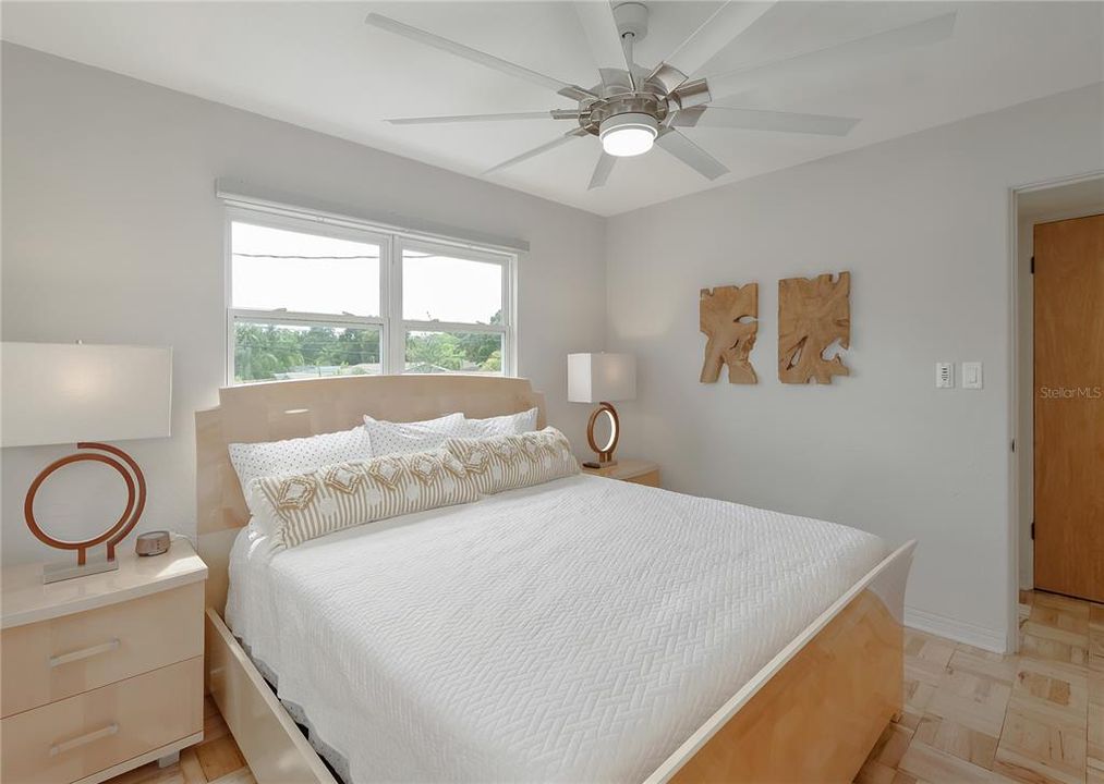 For Rent: $3,850 (2 beds, 1 baths, 1444 Square Feet)