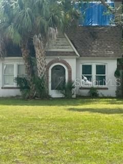 For Sale: $239,900 (2 beds, 2 baths, 832 Square Feet)