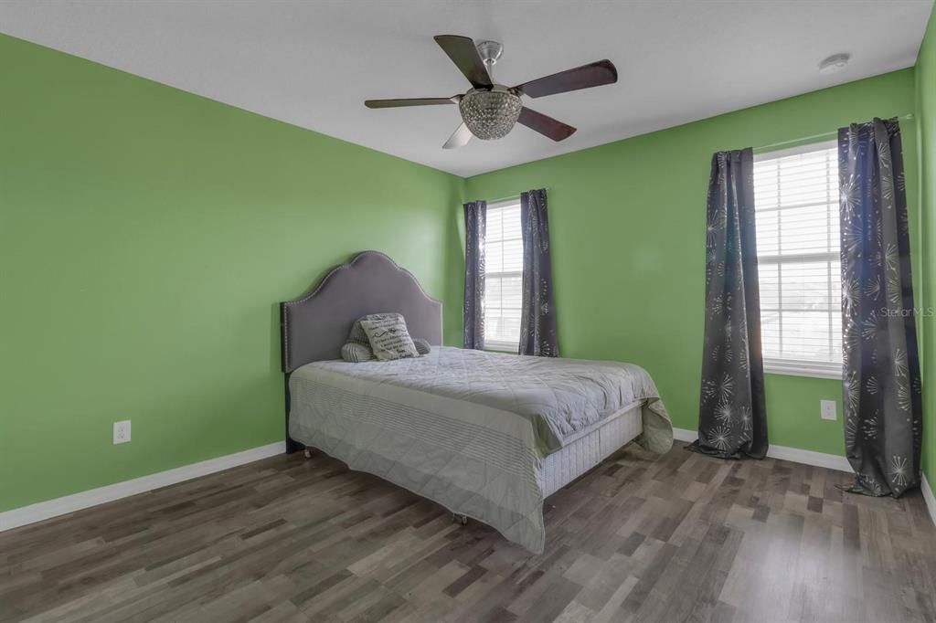 For Sale: $429,900 (4 beds, 2 baths, 2199 Square Feet)