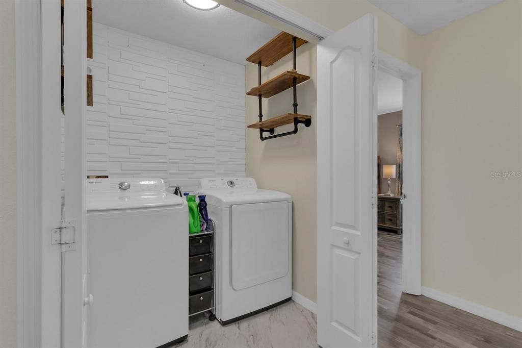 For Sale: $429,900 (4 beds, 2 baths, 2199 Square Feet)