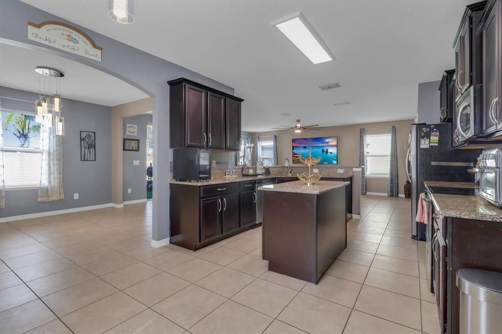 For Sale: $429,900 (4 beds, 2 baths, 2199 Square Feet)