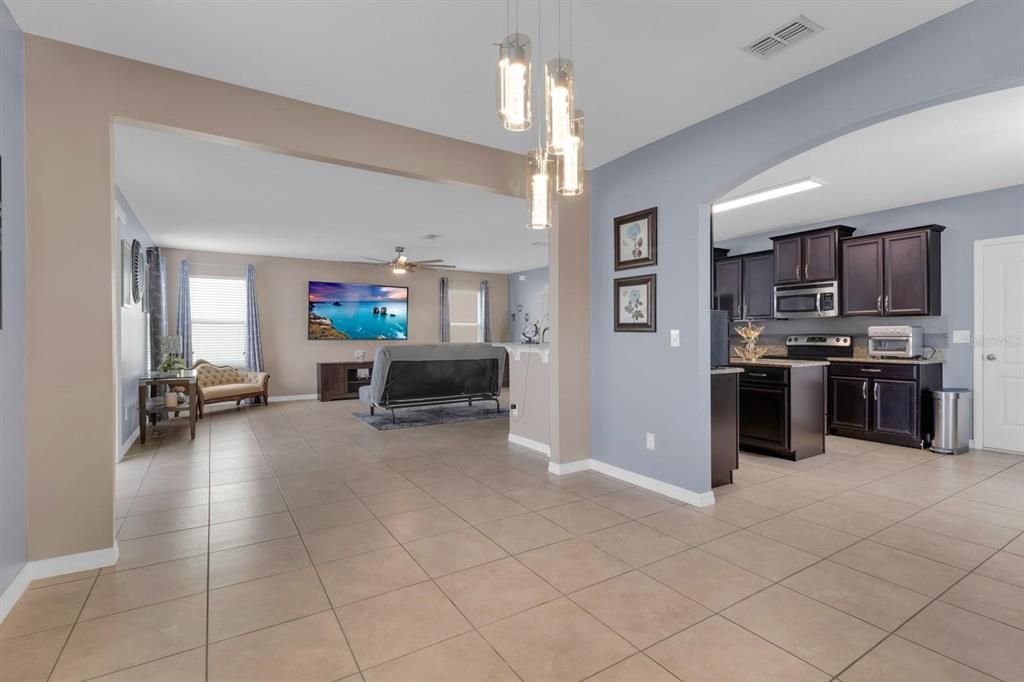 For Sale: $429,900 (4 beds, 2 baths, 2199 Square Feet)