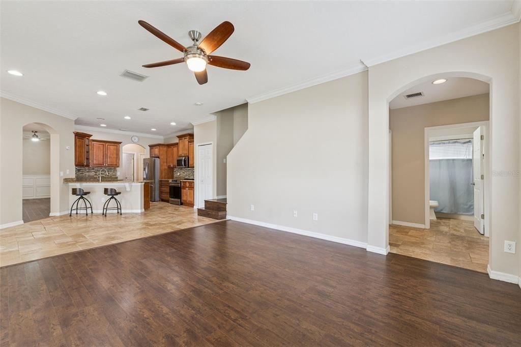 En Venta: $539,000 (5 camas, 4 baños, 2616 Pies cuadrados)