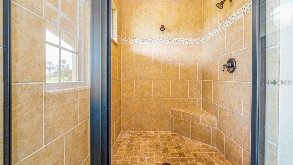 For Sale: $695,000 (4 beds, 4 baths, 3090 Square Feet)