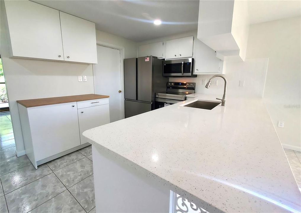 En Venta: $242,900 (2 camas, 2 baños, 1147 Pies cuadrados)
