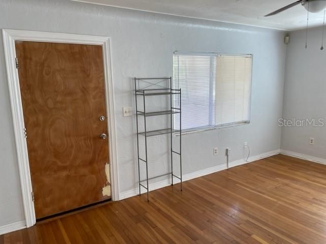 В аренду: $1,825 (2 спален, 1 ванн, 1084 Квадратных фут)