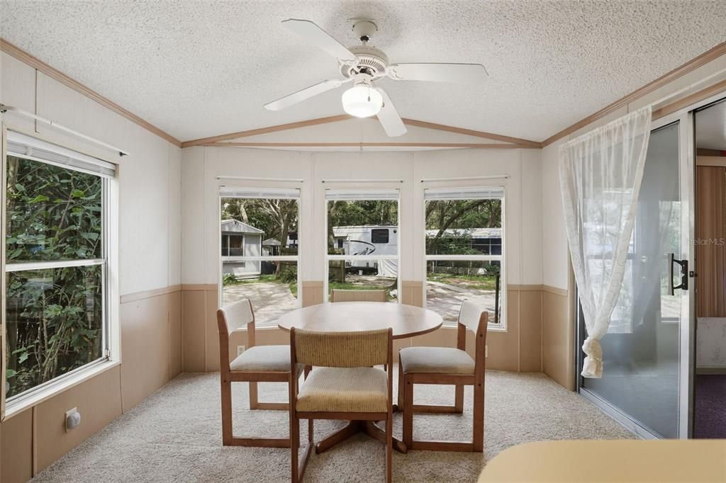 En Venta: $89,900 (2 camas, 1 baños, 734 Pies cuadrados)