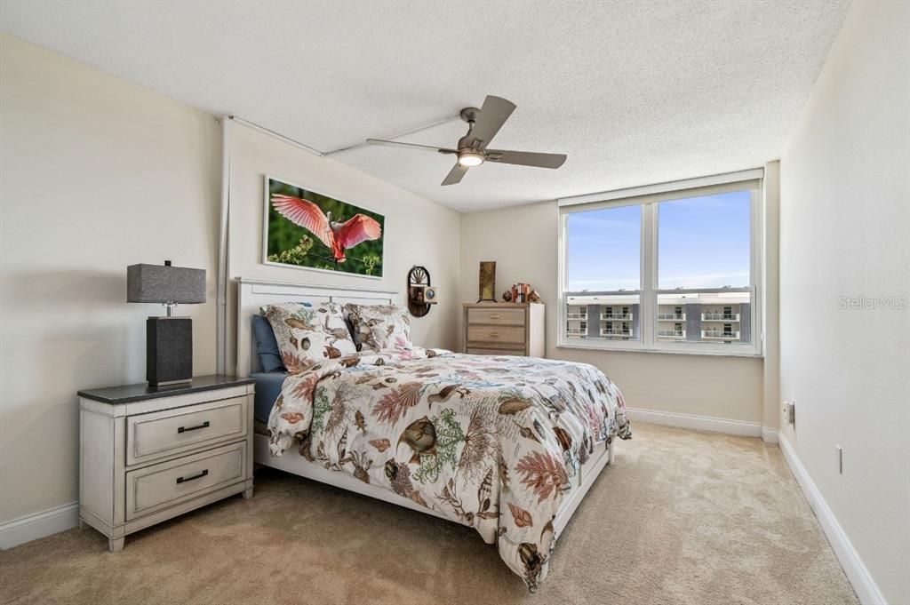 For Sale: $421,960 (2 beds, 2 baths, 1370 Square Feet)