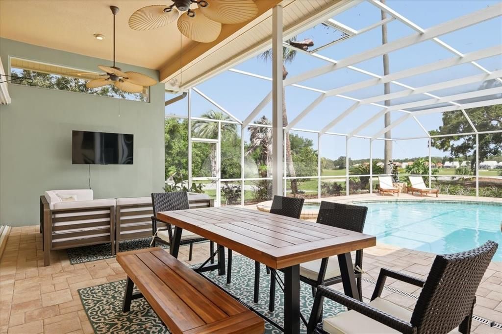 En Venta: $649,000 (4 camas, 3 baños, 2832 Pies cuadrados)