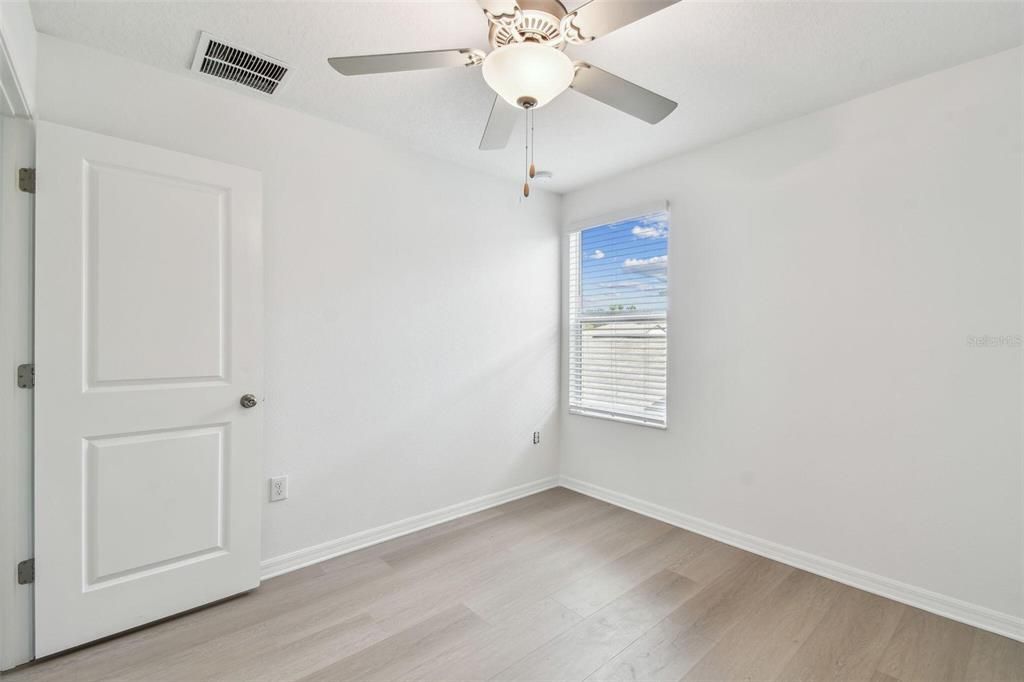 For Rent: $2,950 (4 beds, 2 baths, 1870 Square Feet)