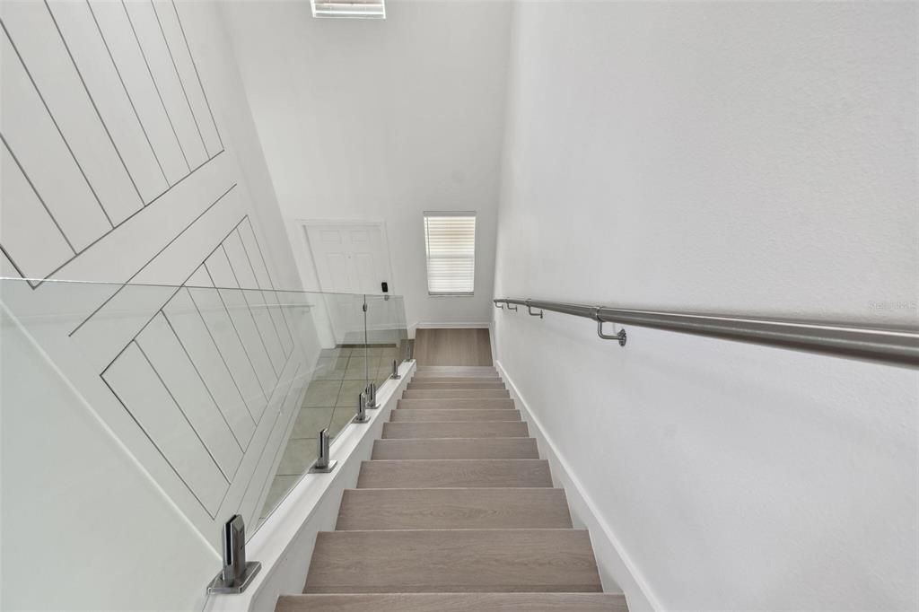 For Rent: $2,950 (4 beds, 2 baths, 1870 Square Feet)