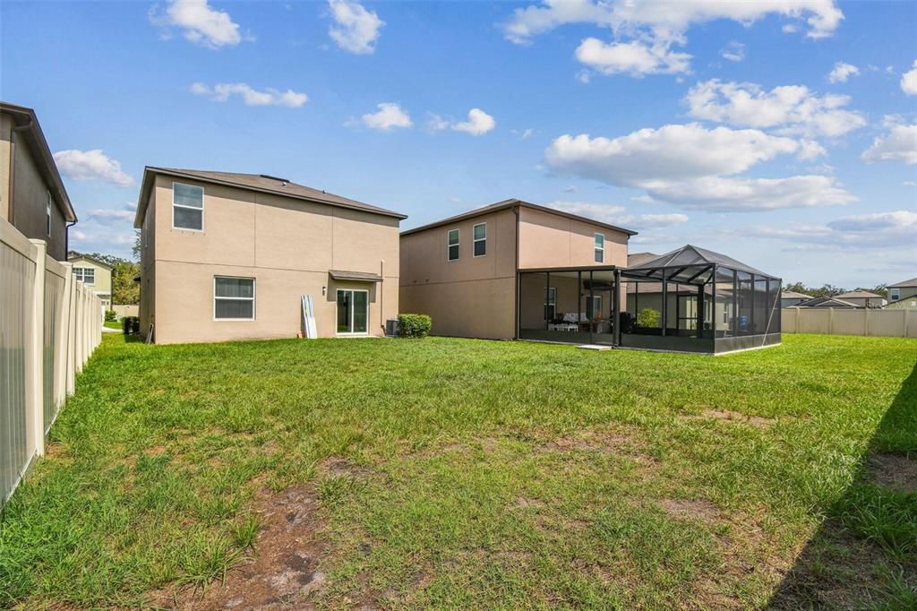 For Rent: $2,950 (4 beds, 2 baths, 1870 Square Feet)
