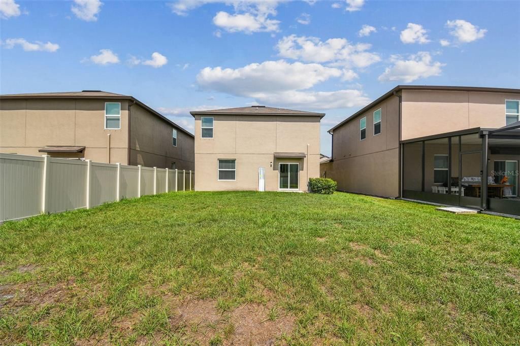 For Rent: $2,950 (4 beds, 2 baths, 1870 Square Feet)