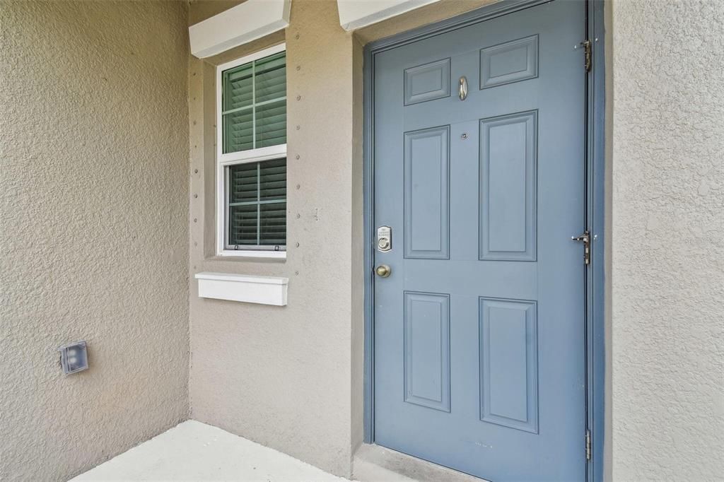 For Rent: $2,950 (4 beds, 2 baths, 1870 Square Feet)
