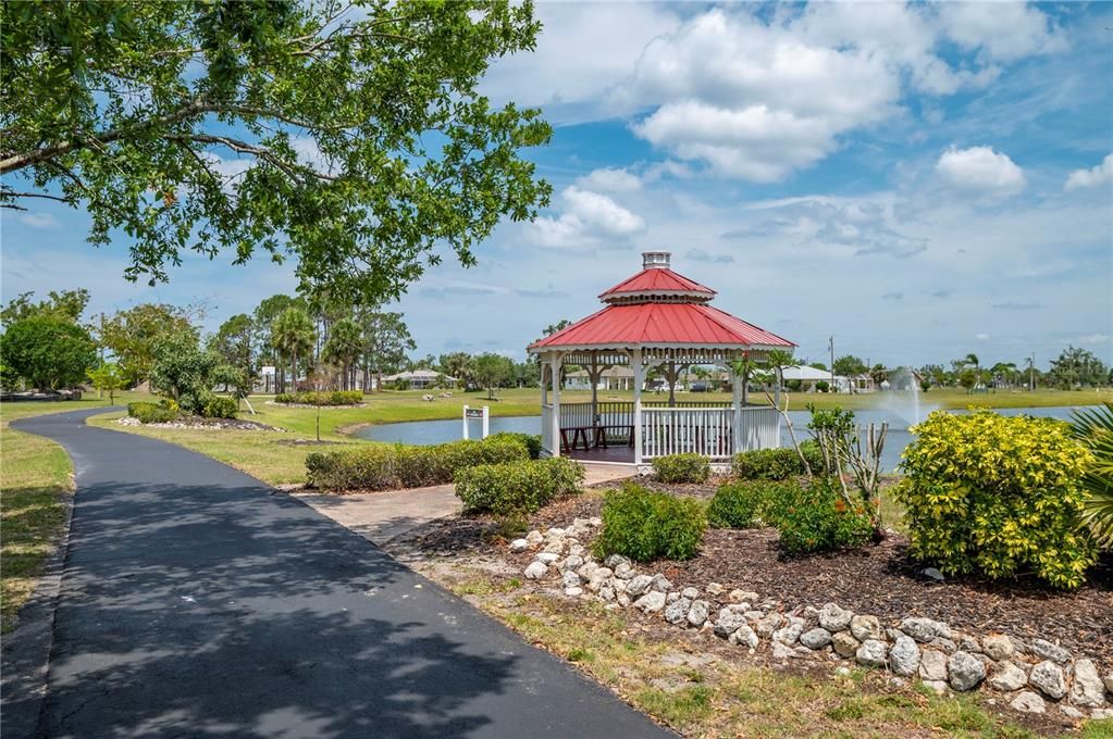 For Sale: $325,000 (4 beds, 2 baths, 1957 Square Feet)