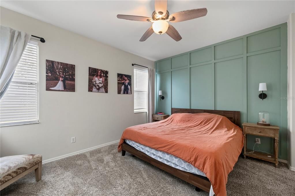 For Sale: $325,000 (4 beds, 2 baths, 1957 Square Feet)