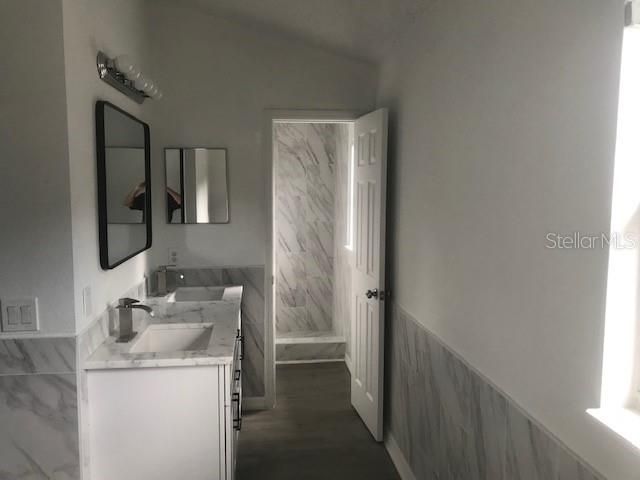 For Sale: $399,900 (4 beds, 2 baths, 2142 Square Feet)