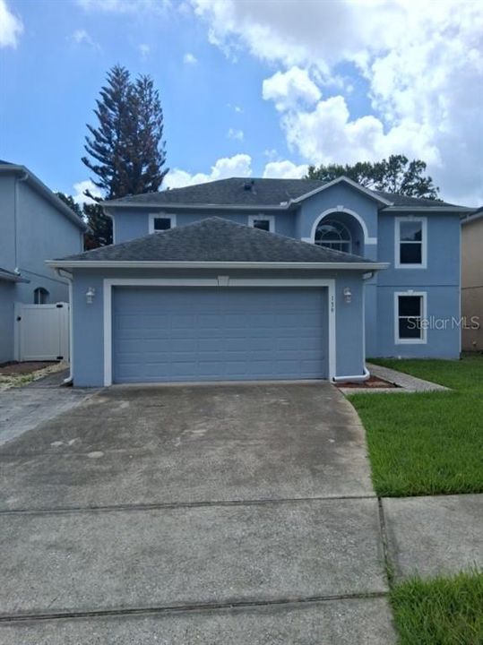 For Sale: $399,900 (4 beds, 2 baths, 2142 Square Feet)