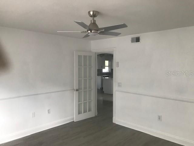 For Sale: $399,900 (4 beds, 2 baths, 2142 Square Feet)