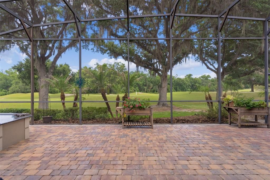 For Sale: $689,000 (4 beds, 2 baths, 1932 Square Feet)
