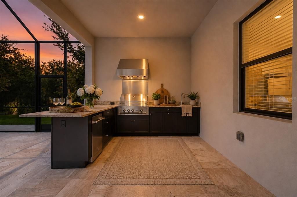 Active With Contract: $1,599,999 (6 beds, 4 baths, 5629 Square Feet)