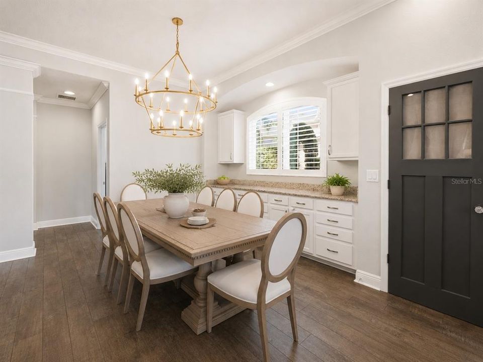 : $825,000 (4 beds, 3 baths, 3293 Square Feet)