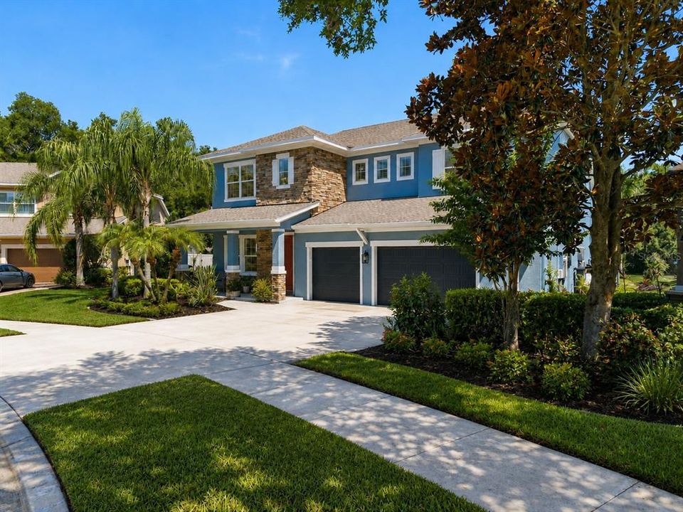 : $825,000 (4 beds, 3 baths, 3293 Square Feet)