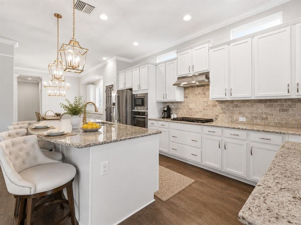 : $825,000 (4 beds, 3 baths, 3293 Square Feet)