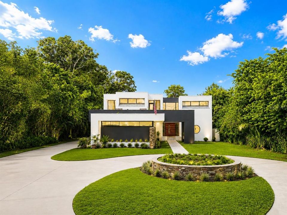 : $2,499,999 (7 спален, 5 ванн, 6294 Квадратных фут)