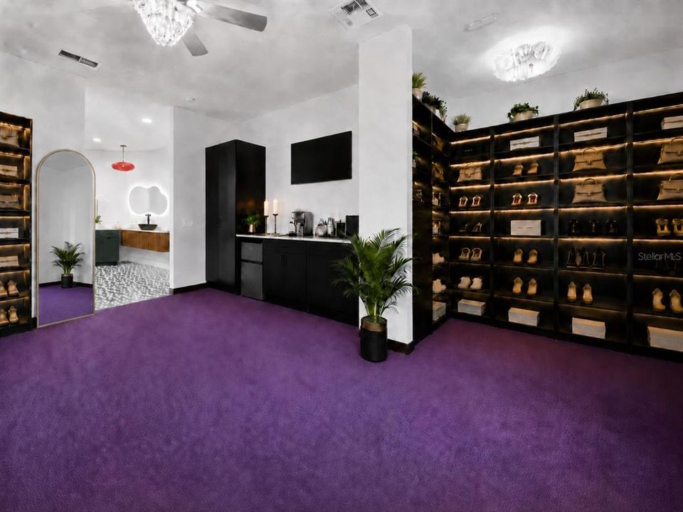 : $2,499,999 (7 спален, 5 ванн, 6294 Квадратных фут)
