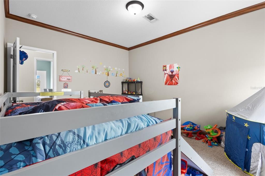 For Sale: $398,000 (4 beds, 3 baths, 2548 Square Feet)