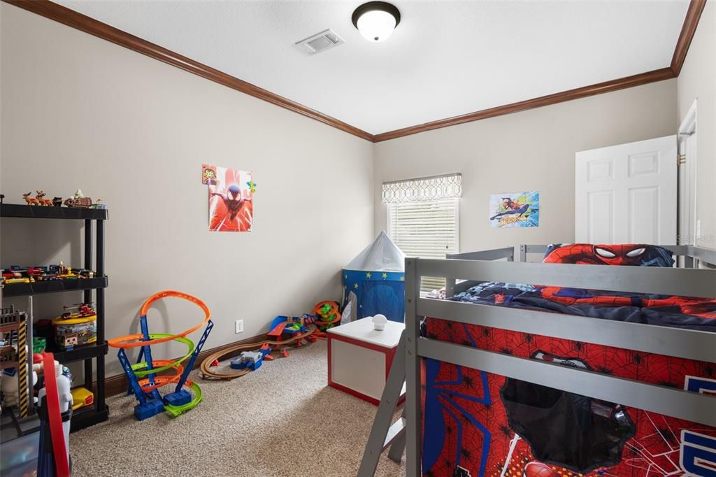 For Sale: $398,000 (4 beds, 3 baths, 2548 Square Feet)