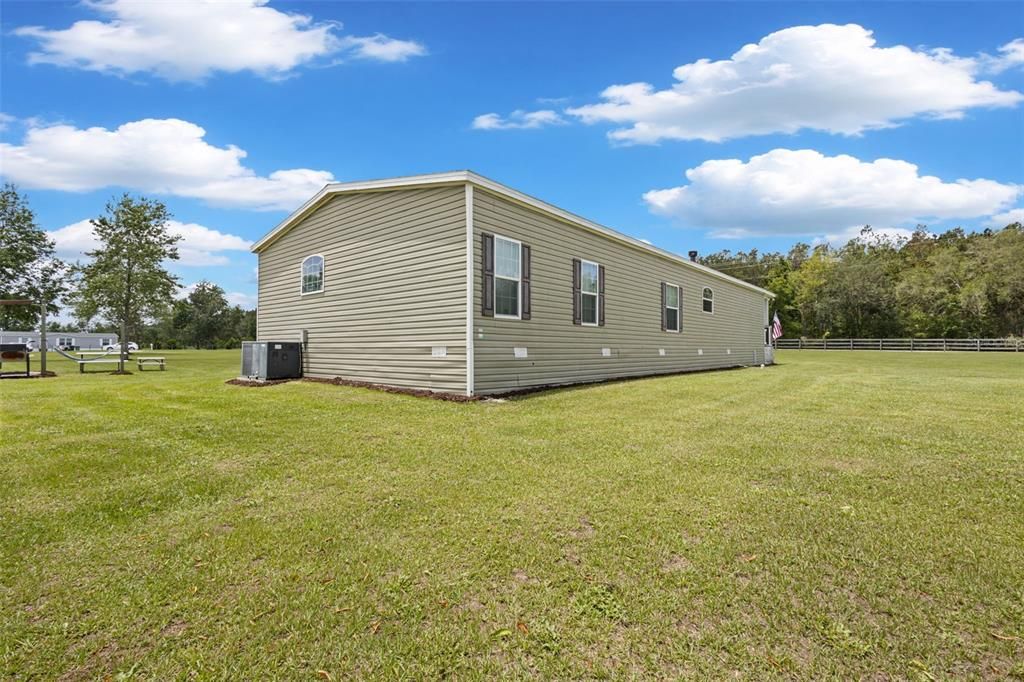 For Sale: $398,000 (4 beds, 3 baths, 2548 Square Feet)