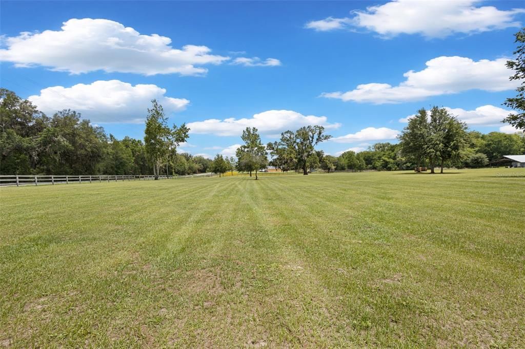 For Sale: $398,000 (4 beds, 3 baths, 2548 Square Feet)