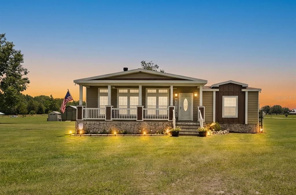 For Sale: $398,000 (4 beds, 3 baths, 2548 Square Feet)