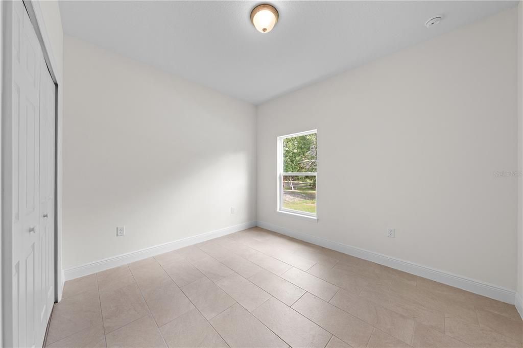 For Sale: $384,900 (4 beds, 2 baths, 1647 Square Feet)