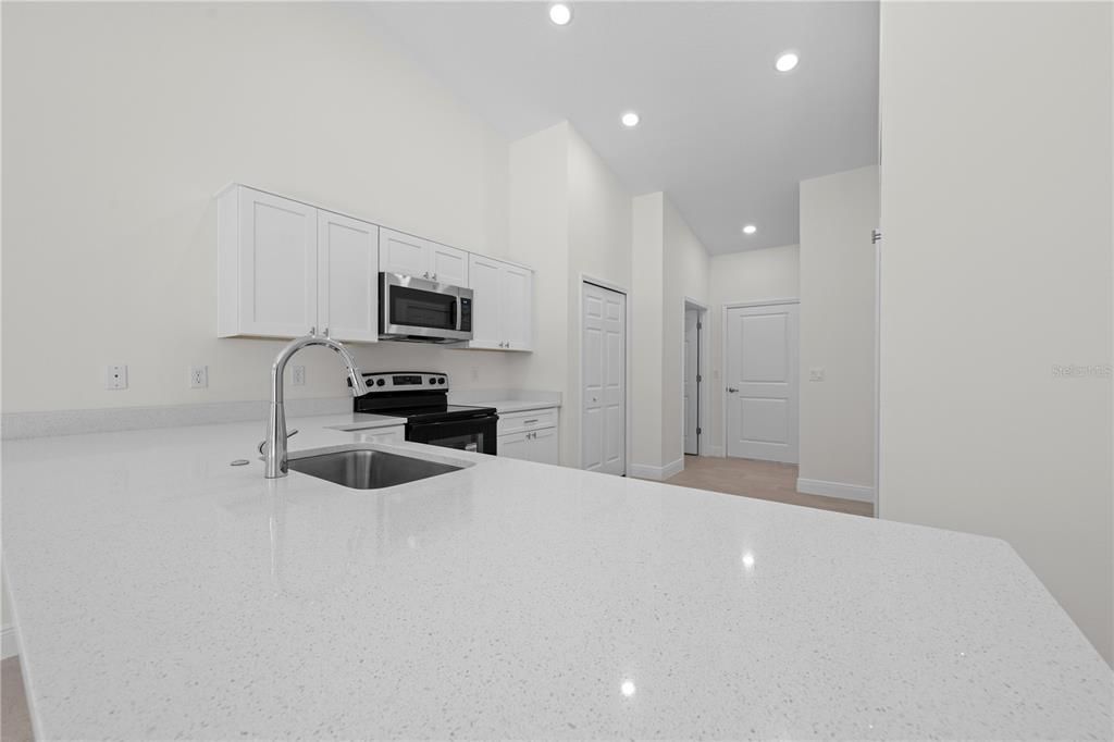 For Sale: $384,900 (4 beds, 2 baths, 1647 Square Feet)