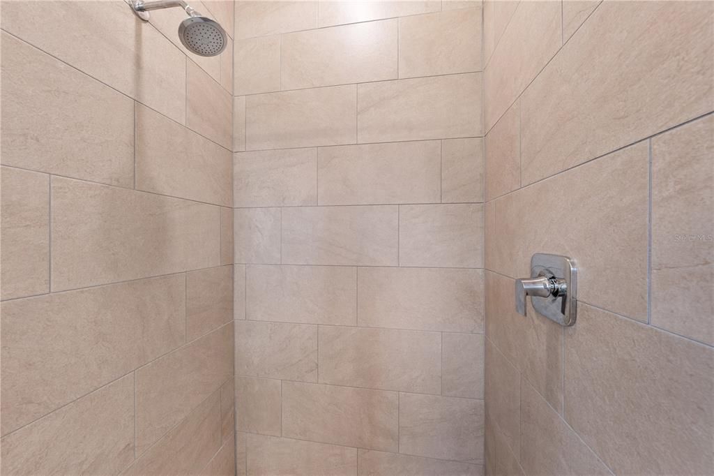 For Sale: $384,900 (4 beds, 2 baths, 1647 Square Feet)
