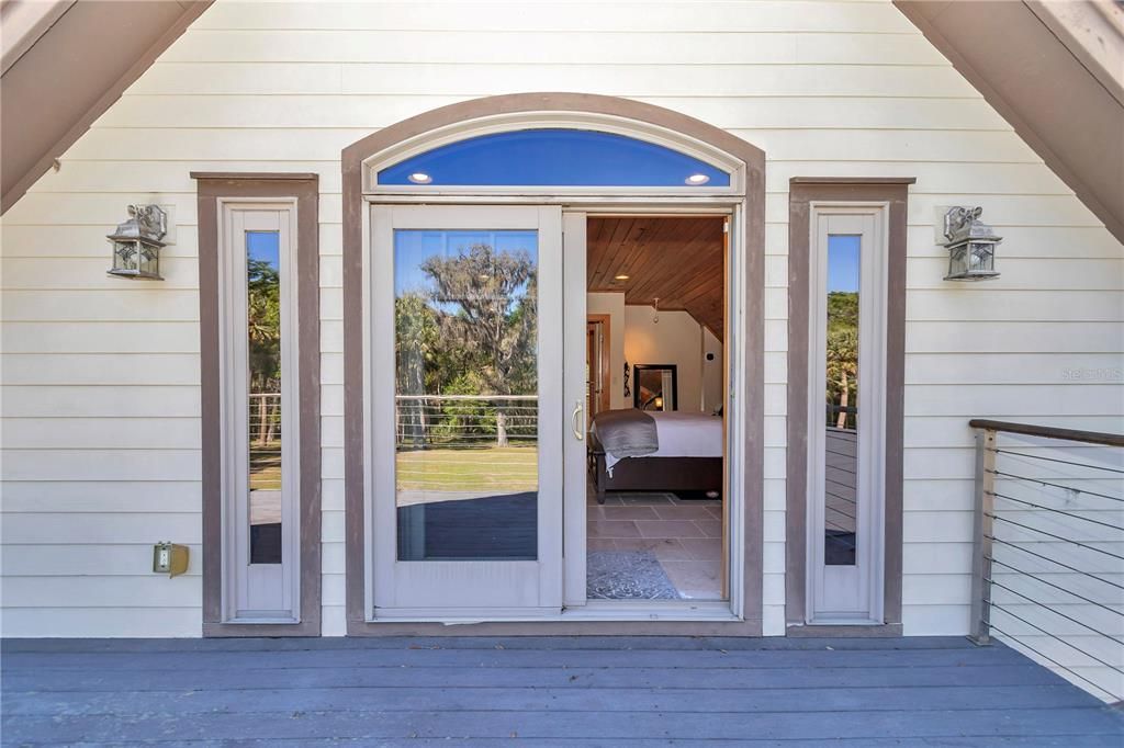 For Sale: $3,980,000 (6 beds, 5 baths, 6100 Square Feet)