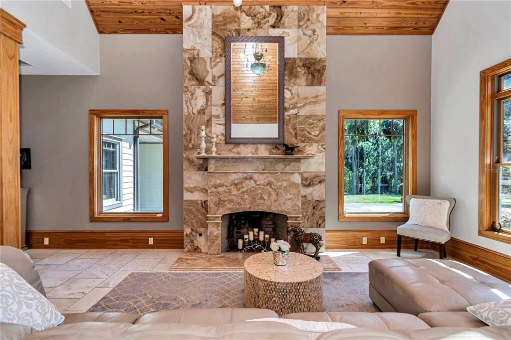 For Sale: $3,980,000 (6 beds, 5 baths, 6100 Square Feet)