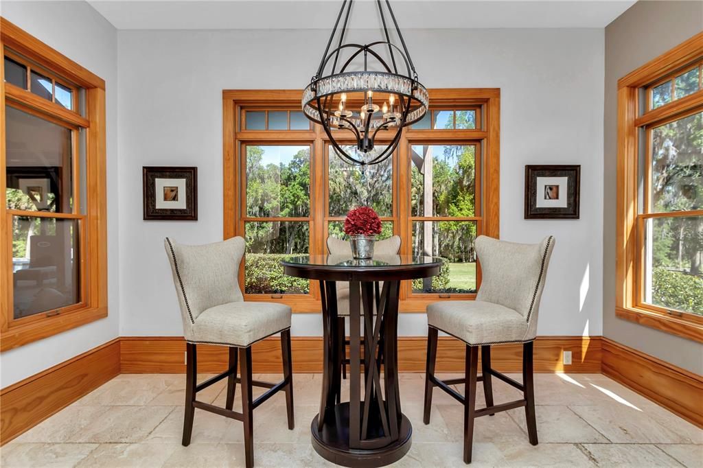 For Sale: $3,980,000 (6 beds, 5 baths, 6100 Square Feet)