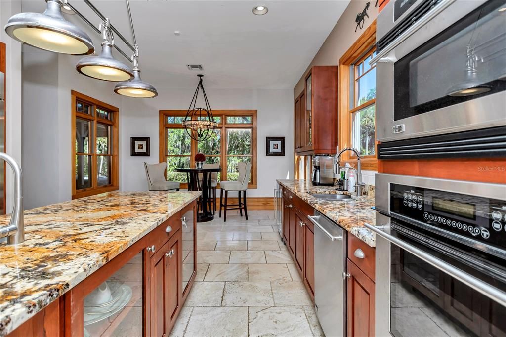 For Sale: $3,980,000 (6 beds, 5 baths, 6100 Square Feet)