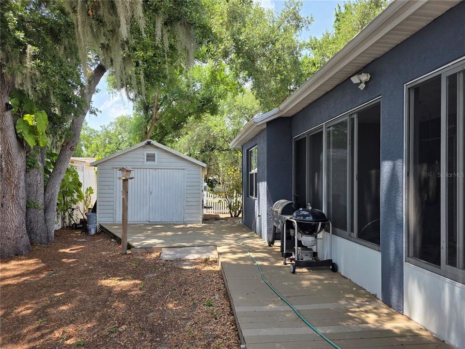 For Sale: $359,500 (3 beds, 2 baths, 1599 Square Feet)