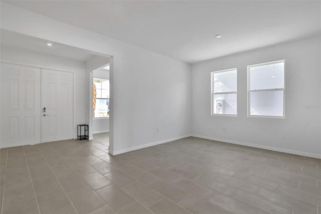 For Sale: $614,990 (3 beds, 3 baths, 2723 Square Feet)